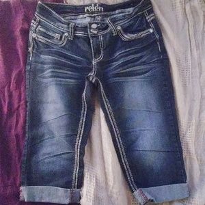 Cuffed Capri jeans